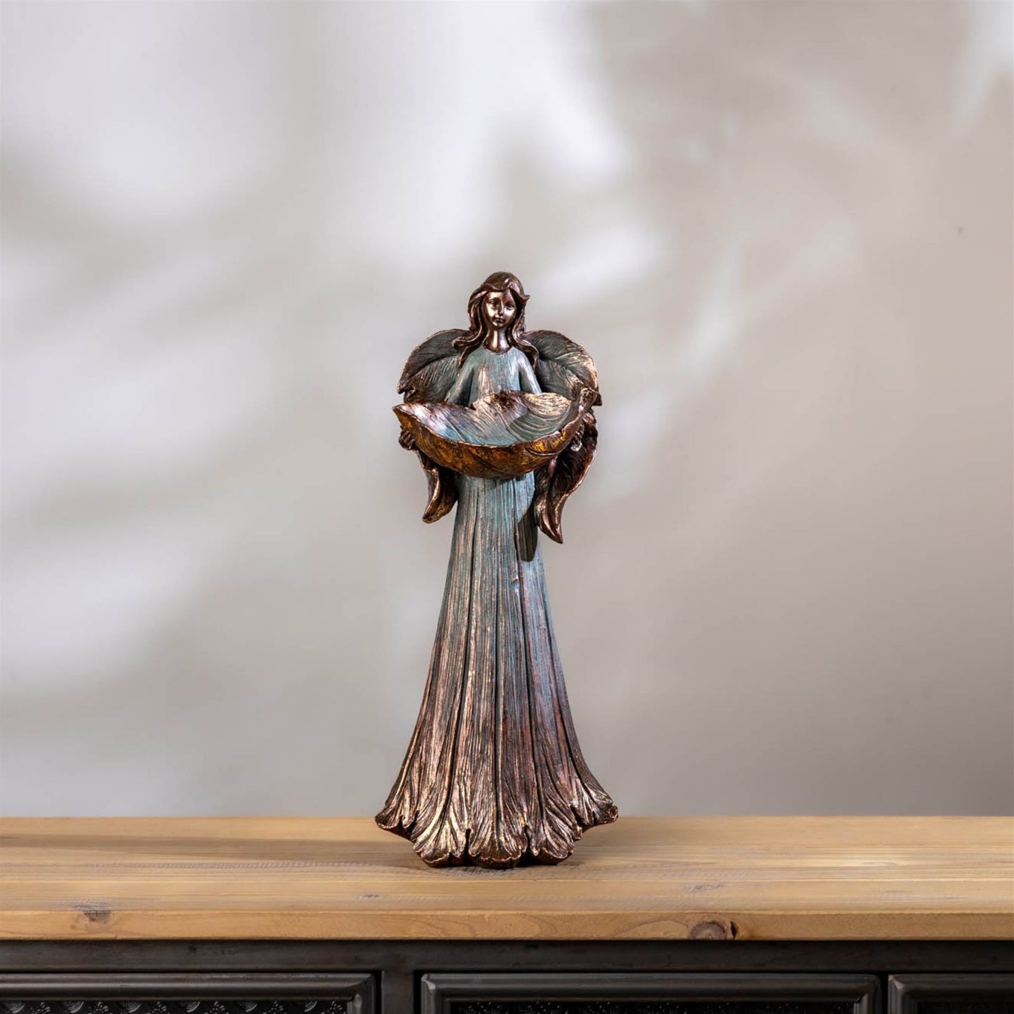 Angel Holding Leaf Bowl (Set of 2) alternate view 2