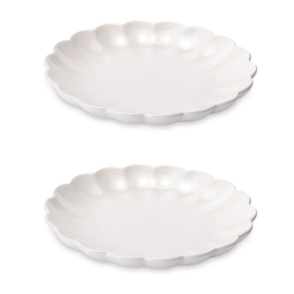 White Scalloped Stoneware Dinner Plate (Set of 2) alternate view 3