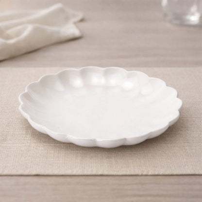White Scalloped Stoneware Dinner Plate (Set of 2) alternate view 2
