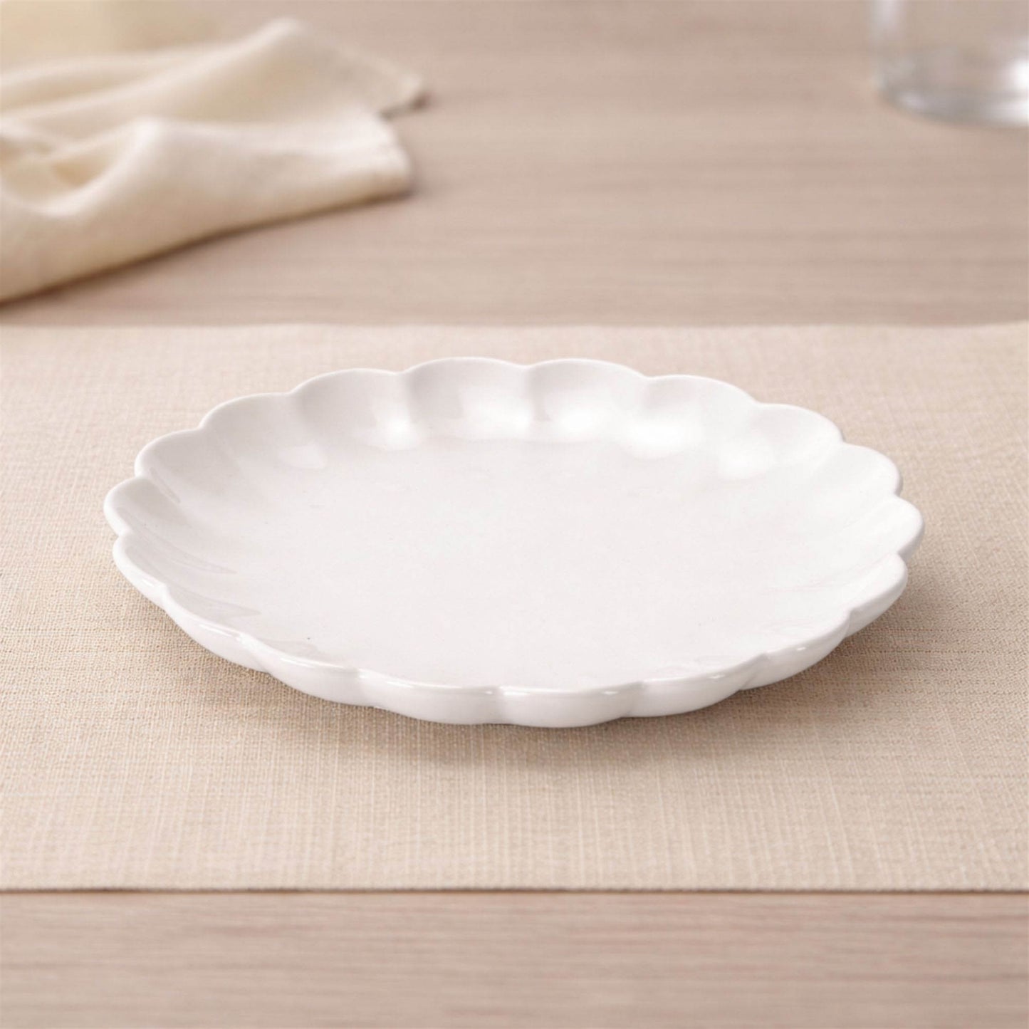 White Scalloped Stoneware Dessert Plate (Set of 4) alternate view 2