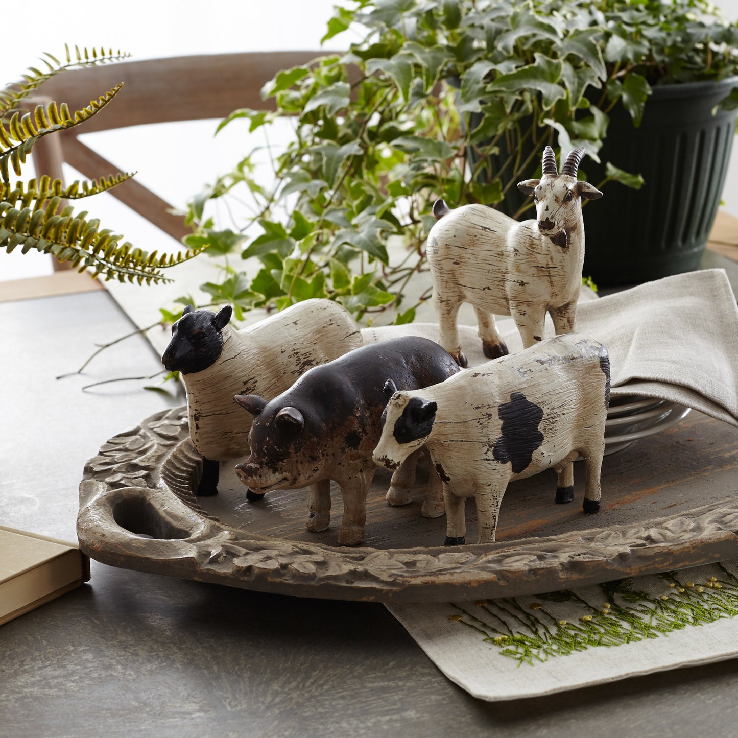 Rustic Farm Animal Figurine (Set of 8) alternate view 4