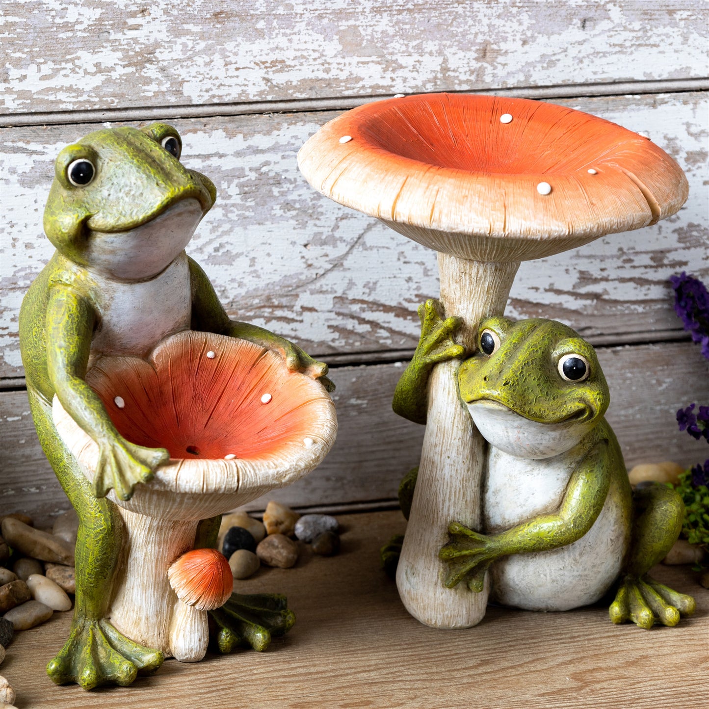 Garden Frog with Mushroom (Set of 2) alternate view 2