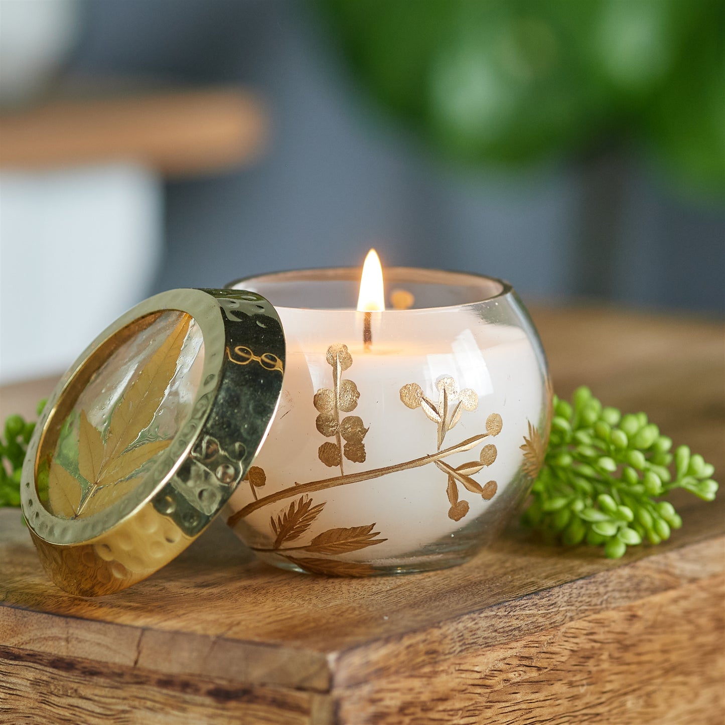 Frosted Juniper Scented Soy Candle with Pressed Leaf Lid (Set of 3) alternate view 4