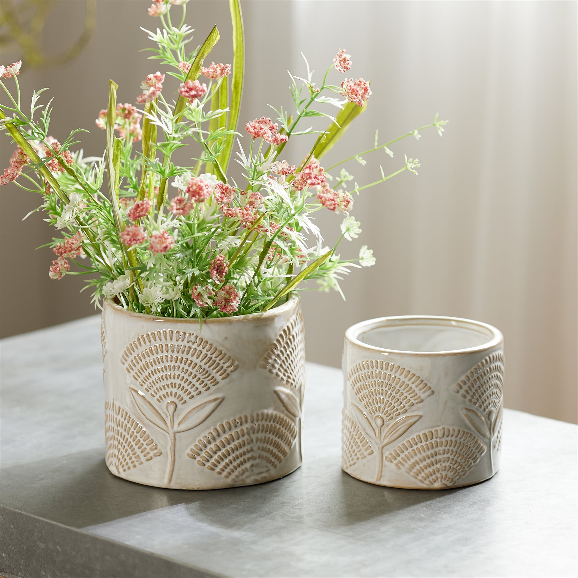 Porcelain Floral Patterned Planter (Set of 2) alternate view 2