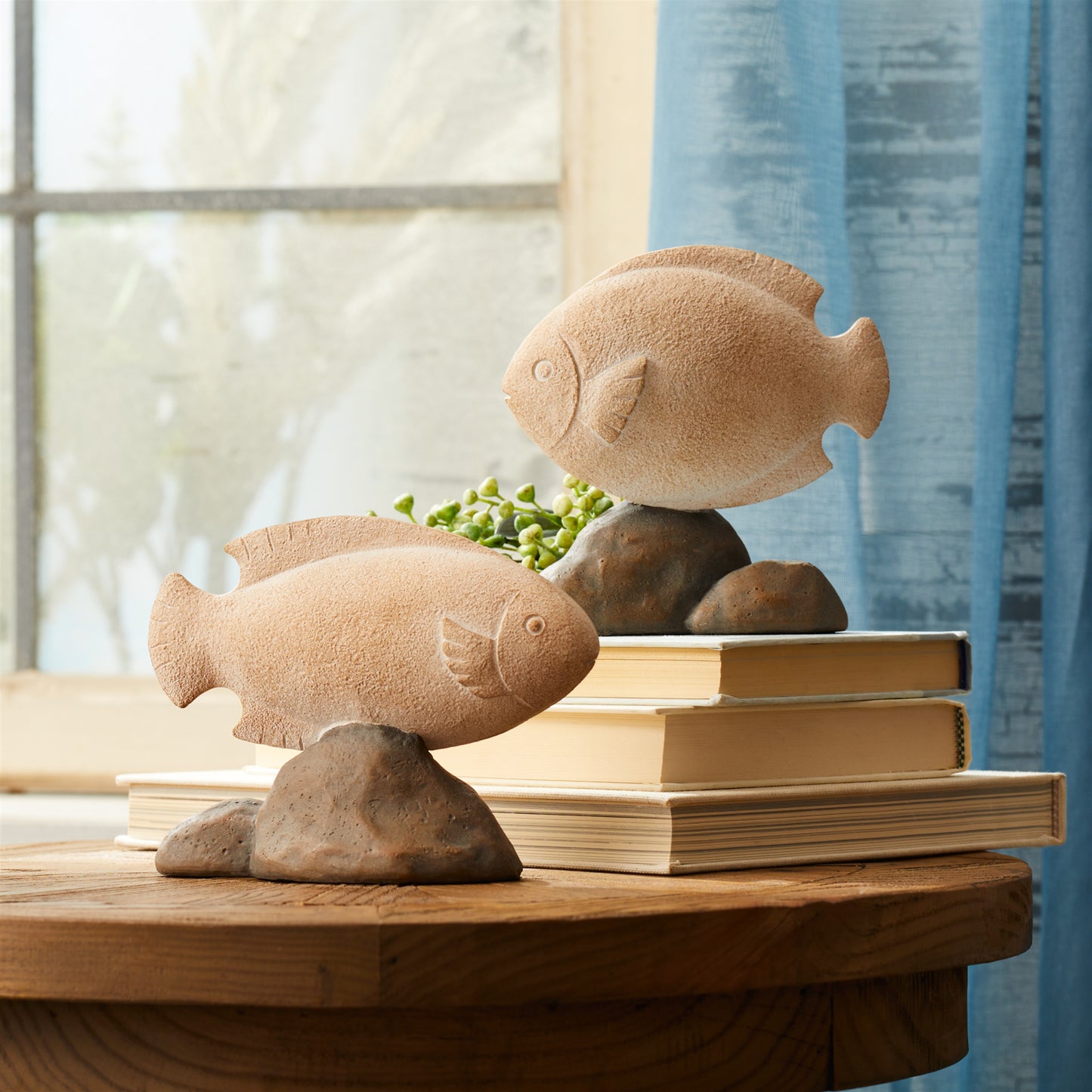 Fish on Rock Decor (Set of 4) alternate view 2