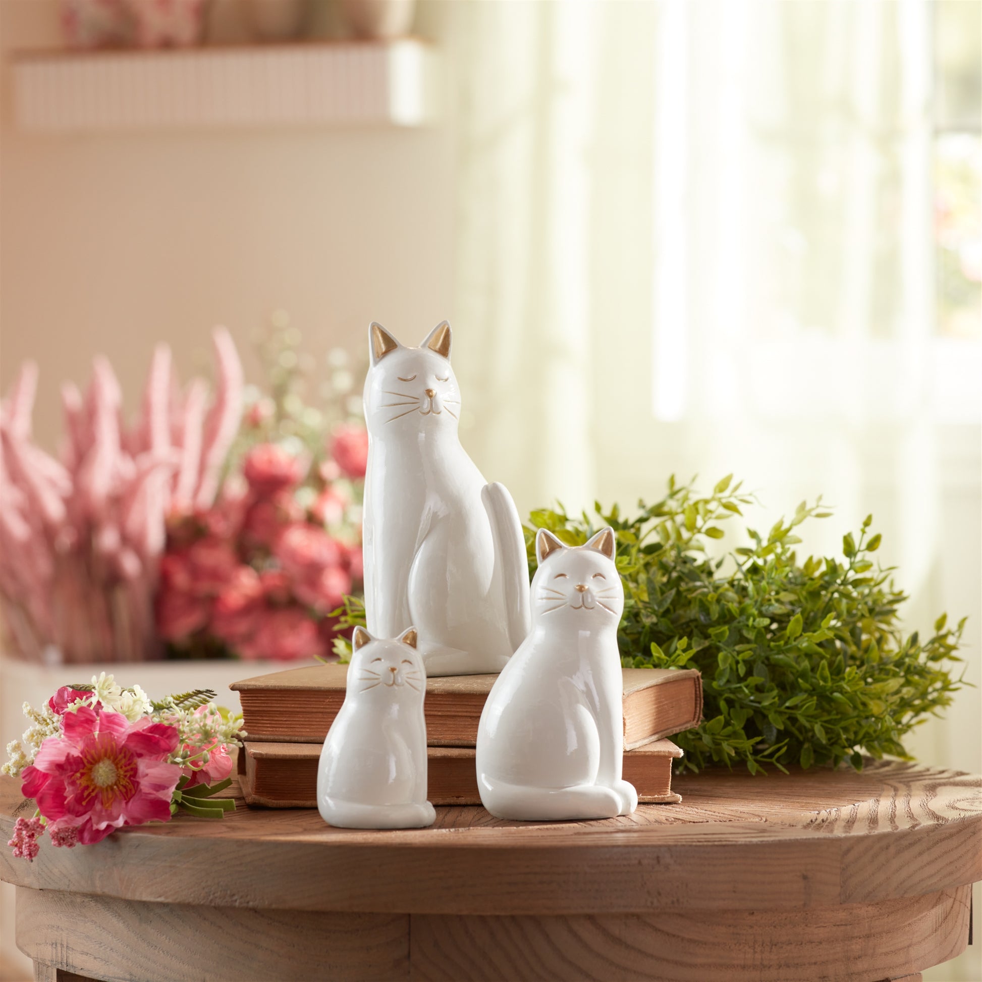 Sitting Cat Figurine (Set of 6) alternate view 2